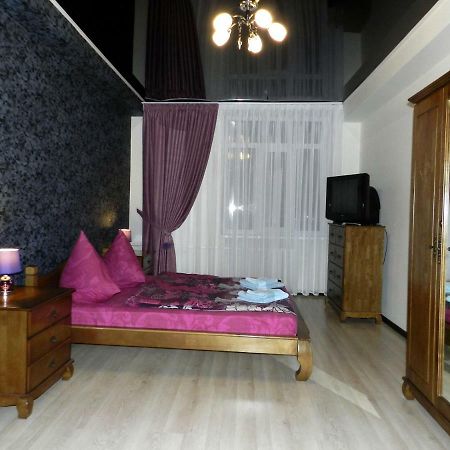 3-Room Luxury Apartment 100M2 On Sobornyi Avenue 193, By Grandhome Zaporizhia Dış mekan fotoğraf